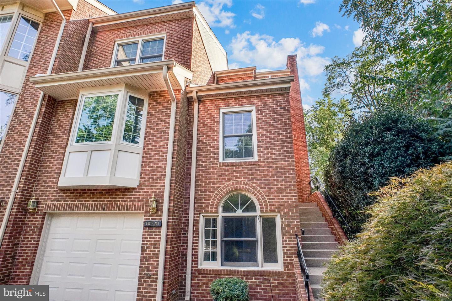 10231 ASPEN WILLOW DR, FAIRFAX, Virginia 22032, 4 Bedrooms Bedrooms, ,4 BathroomsBathrooms,Residential,For sale,10231 ASPEN WILLOW DR,VAFC2007058 MLS # VAFC2007058