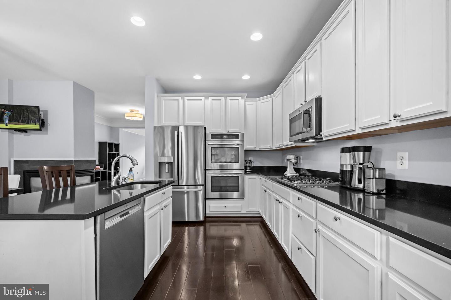 4087 RIVER FORTH DR, FAIRFAX, Virginia 22030, 3 Bedrooms Bedrooms, ,2 BathroomsBathrooms,Residential,For sale,4087 RIVER FORTH DR,VAFX2268030 MLS # VAFX2268030