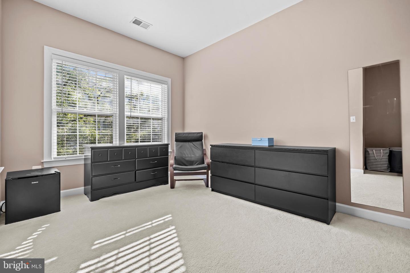 4087 RIVER FORTH DR, FAIRFAX, Virginia 22030, 3 Bedrooms Bedrooms, ,2 BathroomsBathrooms,Residential,For sale,4087 RIVER FORTH DR,VAFX2268030 MLS # VAFX2268030