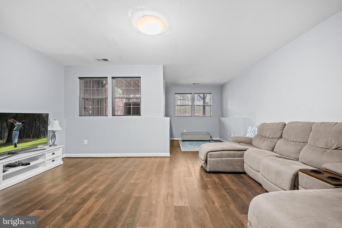 4087 RIVER FORTH DR, FAIRFAX, Virginia 22030, 3 Bedrooms Bedrooms, ,2 BathroomsBathrooms,Residential,For sale,4087 RIVER FORTH DR,VAFX2268030 MLS # VAFX2268030