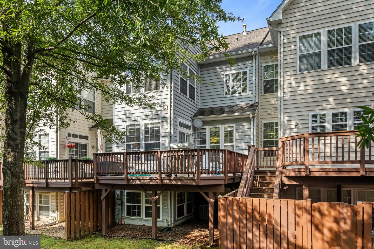 4087 RIVER FORTH DR, FAIRFAX, Virginia 22030, 3 Bedrooms Bedrooms, ,2 BathroomsBathrooms,Residential,For sale,4087 RIVER FORTH DR,VAFX2268030 MLS # VAFX2268030