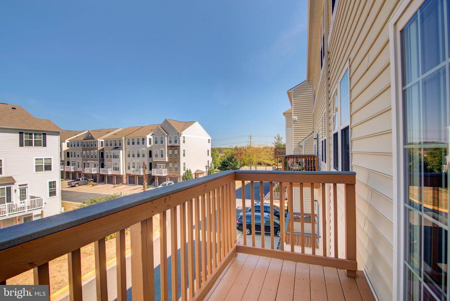 24628 BYRNE MEADOW SQ #300, ALDIE, Virginia 20105, 3 Bedrooms Bedrooms, ,2 BathroomsBathrooms,Residential,For sale,24628 BYRNE MEADOW SQ #300,VALO2107140 MLS # VALO2107140