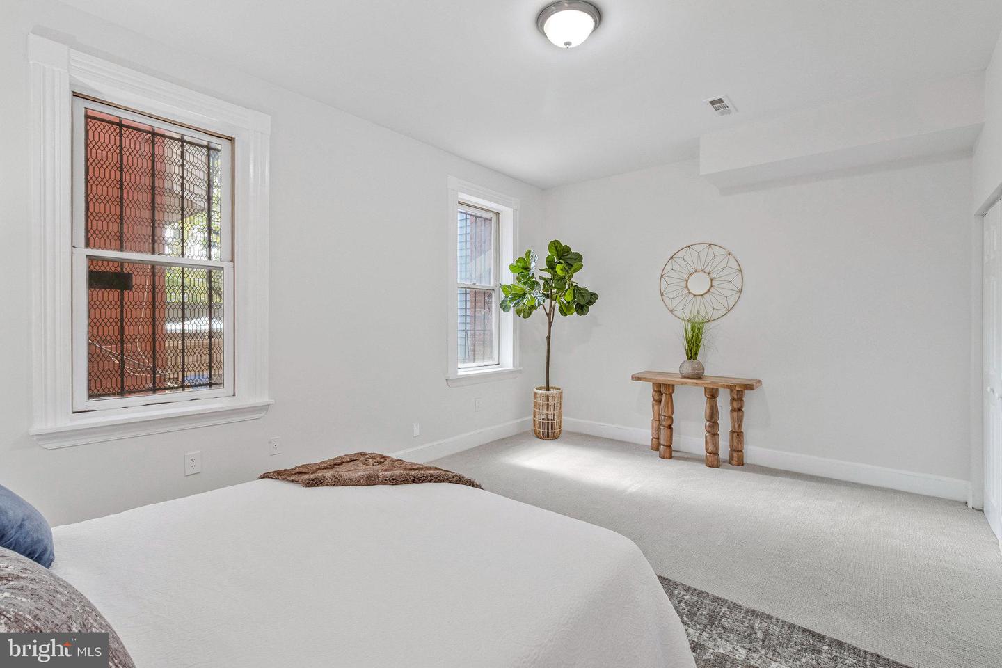 1443 EAST CAPITOL ST SE #1, WASHINGTON, District Of Columbia 20003, 1 Bedroom Bedrooms, ,1 BathroomBathrooms,Residential,For sale,1443 EAST CAPITOL ST SE #1,DCDC2223088 MLS # DCDC2223088