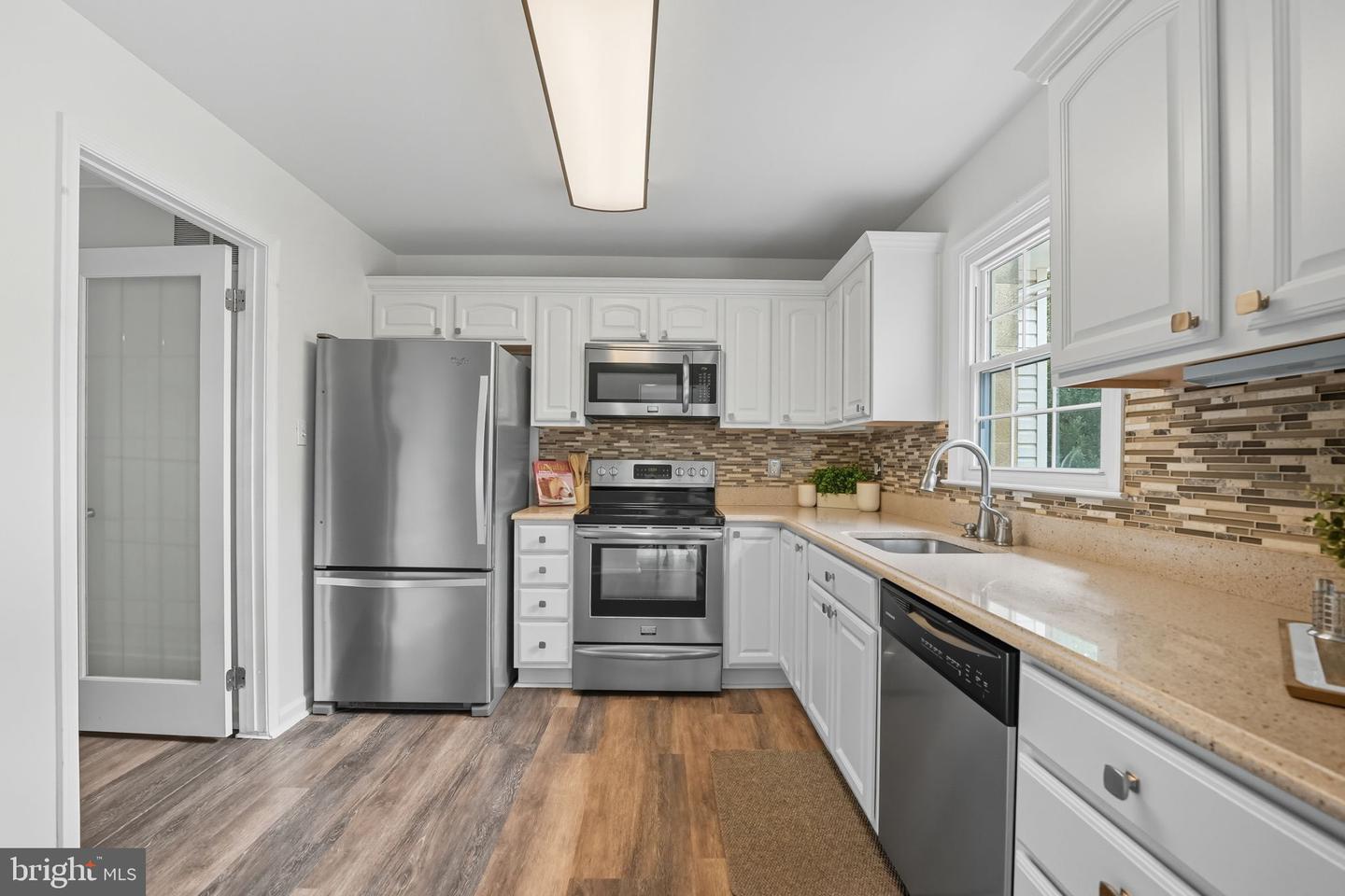 7954 FOREST PATH WAY, SPRINGFIELD, Virginia 22153, 3 Bedrooms Bedrooms, ,2 BathroomsBathrooms,Residential,For sale,7954 FOREST PATH WAY,VAFX2268088 MLS # VAFX2268088