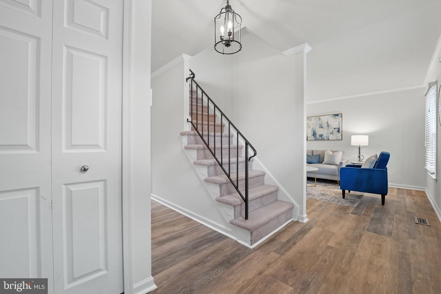 7954 FOREST PATH WAY, SPRINGFIELD, Virginia 22153, 3 Bedrooms Bedrooms, ,2 BathroomsBathrooms,Residential,For sale,7954 FOREST PATH WAY,VAFX2268088 MLS # VAFX2268088