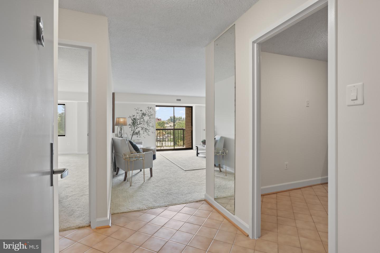 200 N PICKETT ST #313, ALEXANDRIA, Virginia 22304, 2 Bedrooms Bedrooms, ,2 BathroomsBathrooms,Residential,For sale,200 N PICKETT ST #313,VAAX2049904 MLS # VAAX2049904