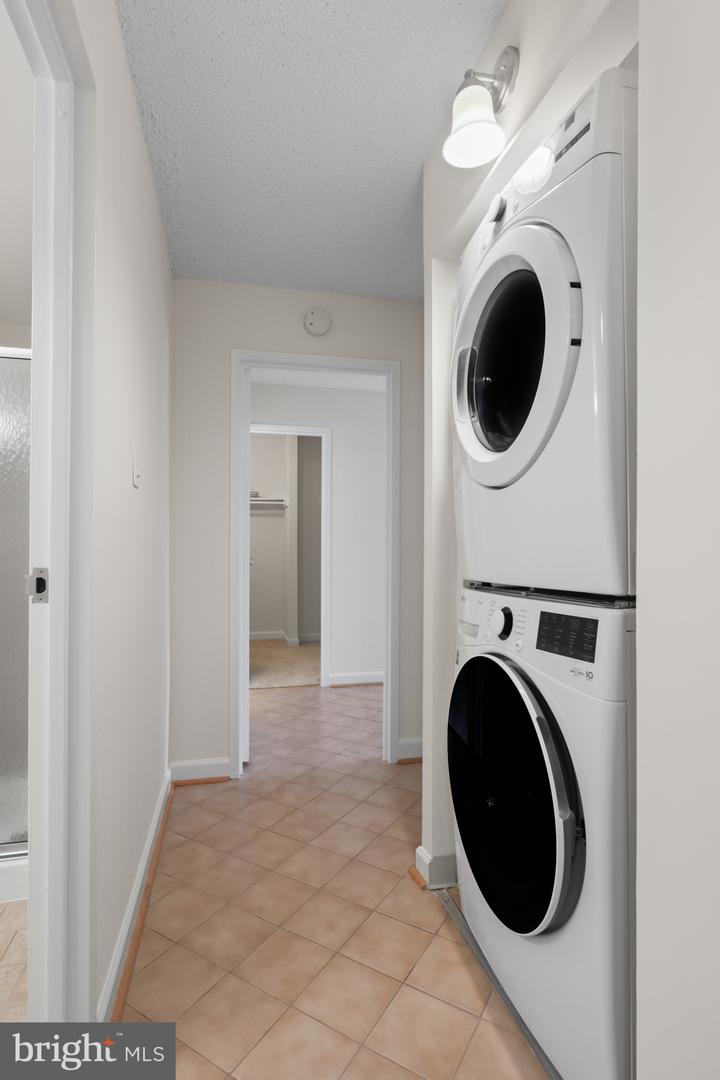 200 N PICKETT ST #313, ALEXANDRIA, Virginia 22304, 2 Bedrooms Bedrooms, ,2 BathroomsBathrooms,Residential,For sale,200 N PICKETT ST #313,VAAX2049904 MLS # VAAX2049904