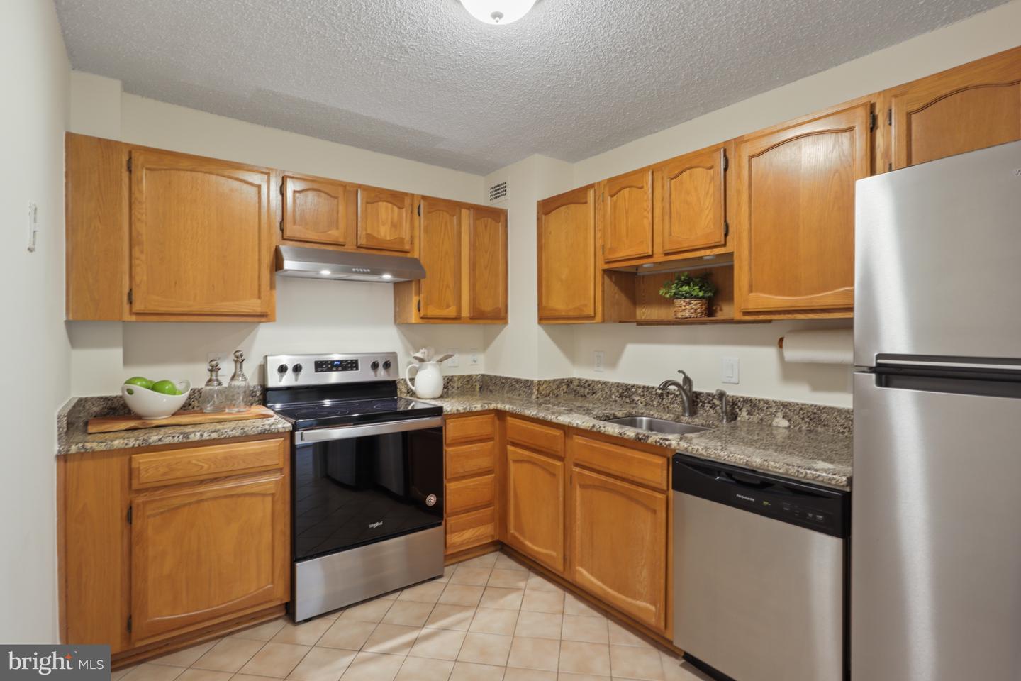 200 N PICKETT ST #313, ALEXANDRIA, Virginia 22304, 2 Bedrooms Bedrooms, ,2 BathroomsBathrooms,Residential,For sale,200 N PICKETT ST #313,VAAX2049904 MLS # VAAX2049904