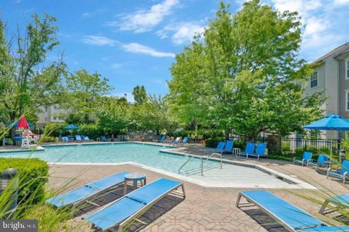 21791 FINDON CT, ASHBURN, Virginia 20147, 2 Bedrooms Bedrooms, ,2 BathroomsBathrooms,Residential,For sale,21791 FINDON CT,VALO2107160 MLS # VALO2107160