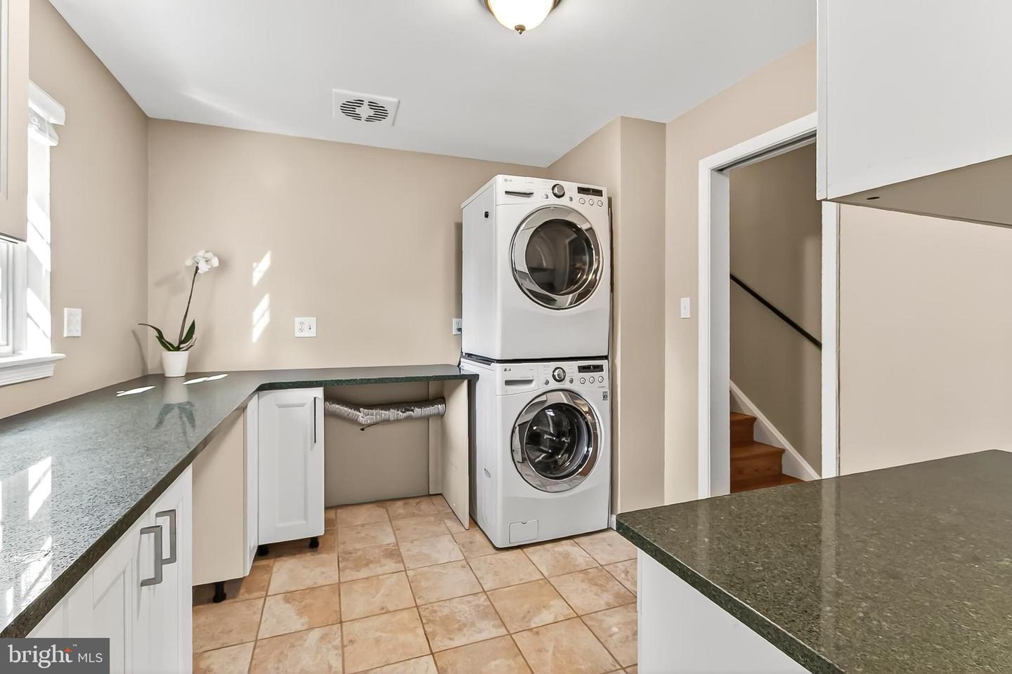 421 LINCOLN AVE, FALLS CHURCH, Virginia 22046, 4 Bedrooms Bedrooms, ,3 BathroomsBathrooms,Residential,For sale,421 LINCOLN AVE,VAFA2003278 MLS # VAFA2003278