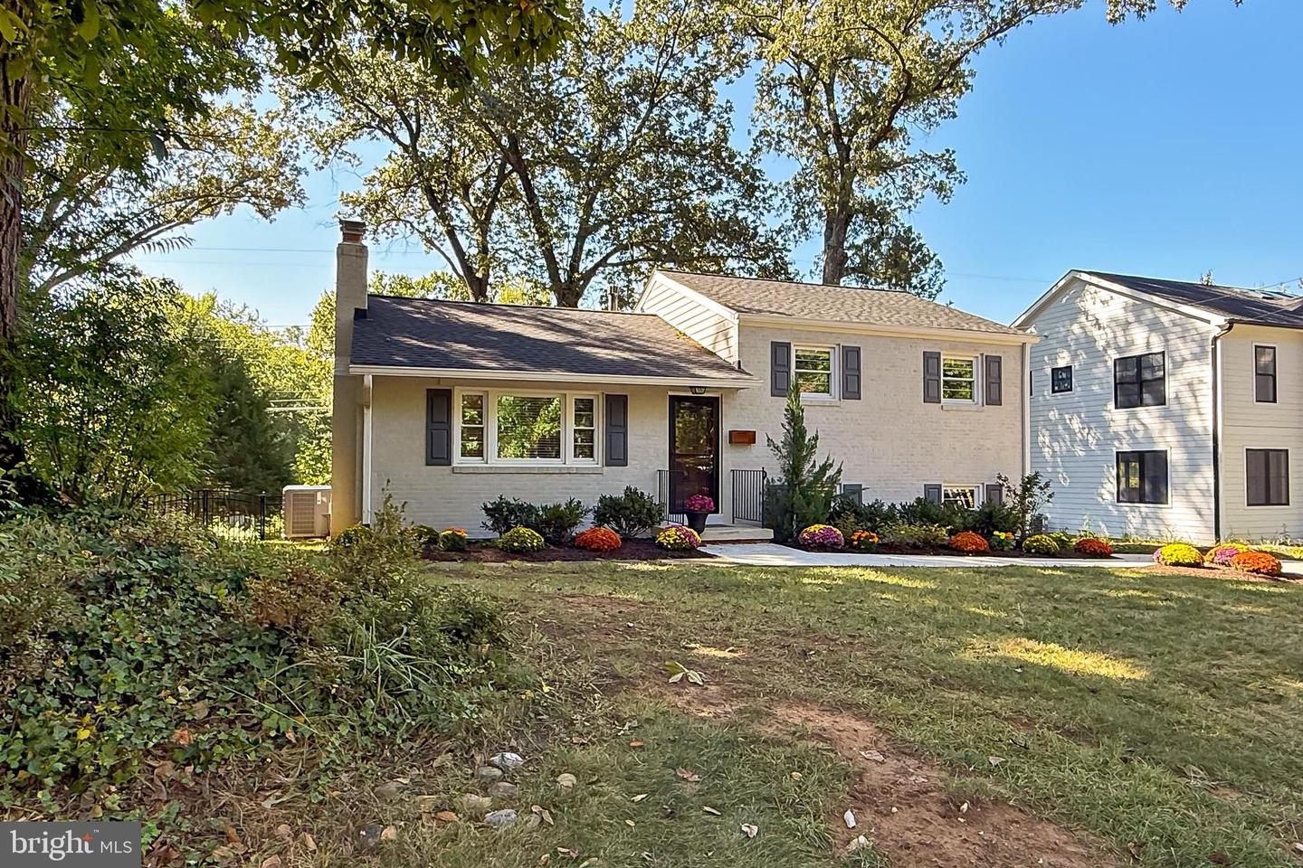 421 LINCOLN AVE, FALLS CHURCH, Virginia 22046, 4 Bedrooms Bedrooms, ,3 BathroomsBathrooms,Residential,For sale,421 LINCOLN AVE,VAFA2003278 MLS # VAFA2003278
