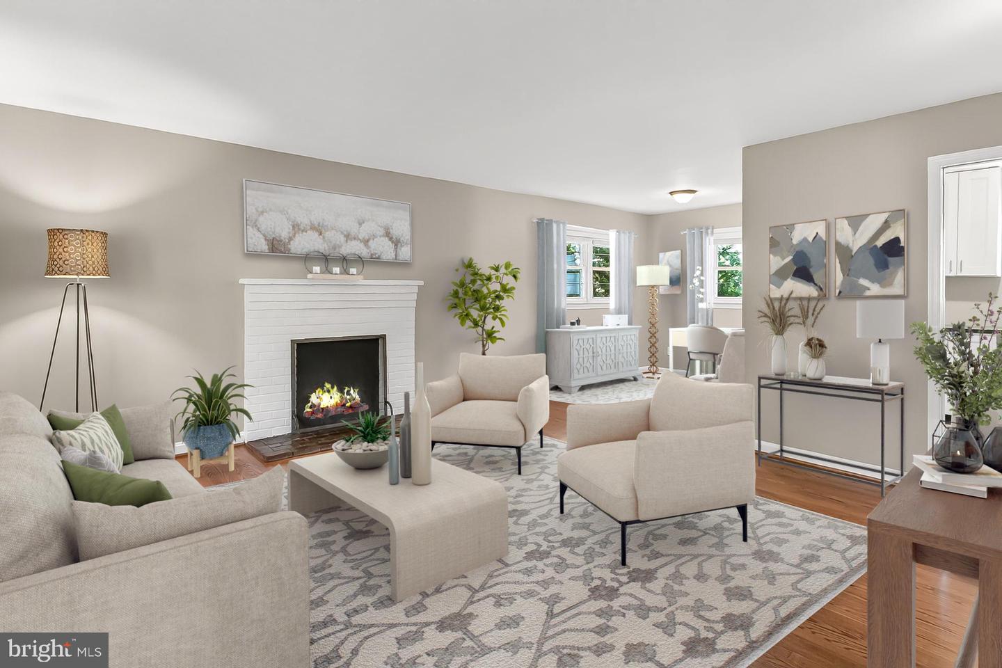 421 LINCOLN AVE, FALLS CHURCH, Virginia 22046, 4 Bedrooms Bedrooms, ,3 BathroomsBathrooms,Residential,For sale,421 LINCOLN AVE,VAFA2003278 MLS # VAFA2003278