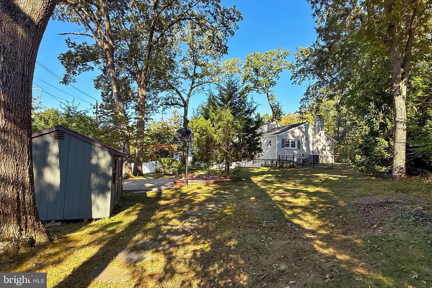 421 LINCOLN AVE, FALLS CHURCH, Virginia 22046, 4 Bedrooms Bedrooms, ,3 BathroomsBathrooms,Residential,For sale,421 LINCOLN AVE,VAFA2003278 MLS # VAFA2003278