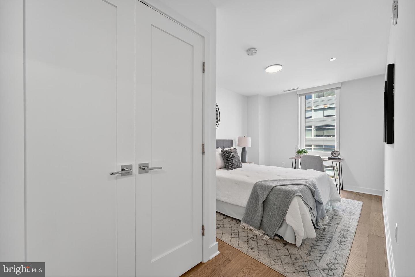 37 L ST SE #701, WASHINGTON, District Of Columbia 20003, 2 Bedrooms Bedrooms, ,2 BathroomsBathrooms,Residential,For sale,37 L ST SE #701,DCDC2223138 MLS # DCDC2223138