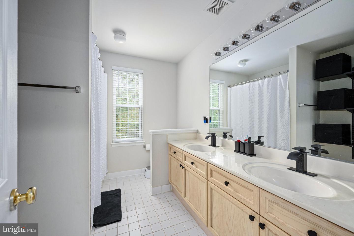 11497 YEATS DR, CATLETT, Virginia 20119, 4 Bedrooms Bedrooms, ,3 BathroomsBathrooms,Residential,For sale,11497 YEATS DR,VAFQ2018354 MLS # VAFQ2018354