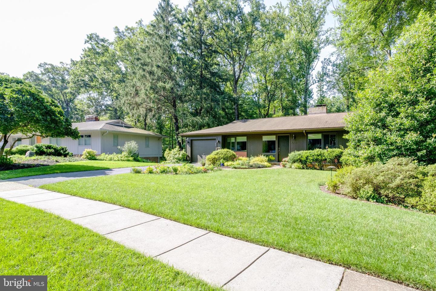 4216 ELIZABETH LN, ANNANDALE, Virginia 22003, 4 Bedrooms Bedrooms, ,3 BathroomsBathrooms,Residential,For sale,4216 ELIZABETH LN,VAFX2268044 MLS # VAFX2268044