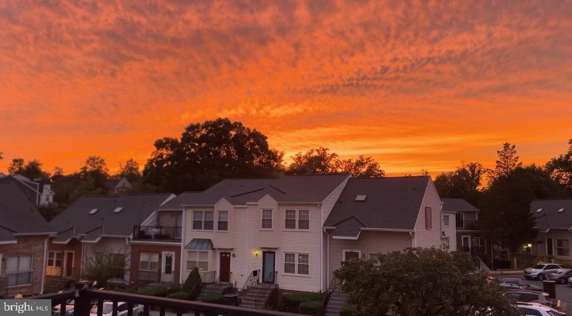 96 N BEDFORD ST #B, ARLINGTON, Virginia 22201, 2 Bedrooms Bedrooms, 6 Rooms Rooms,2 BathroomsBathrooms,Residential,For sale,96 N BEDFORD ST #B,VAAR2063900 MLS # VAAR2063900
