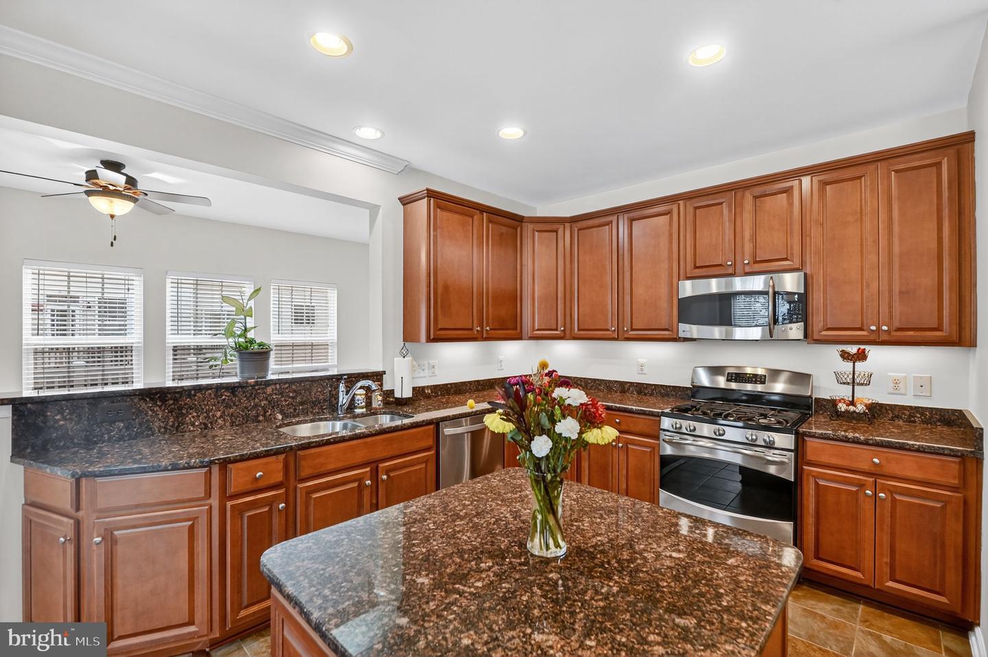 10224 FOUNTAIN CIR, MANASSAS, Virginia 20110, 3 Bedrooms Bedrooms, ,2 BathroomsBathrooms,Residential,For sale,10224 FOUNTAIN CIR,VAMN2009376 MLS # VAMN2009376