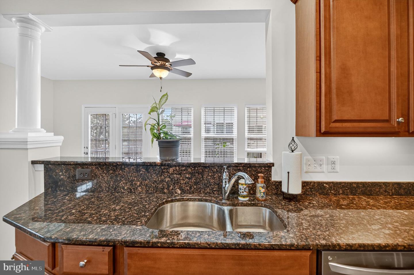 10224 FOUNTAIN CIR, MANASSAS, Virginia 20110, 3 Bedrooms Bedrooms, ,2 BathroomsBathrooms,Residential,For sale,10224 FOUNTAIN CIR,VAMN2009376 MLS # VAMN2009376