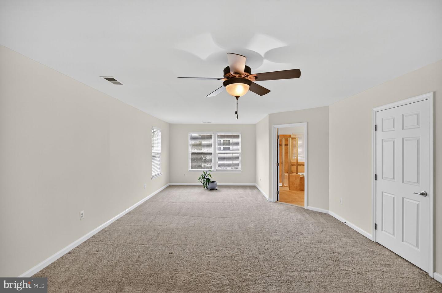 10224 FOUNTAIN CIR, MANASSAS, Virginia 20110, 3 Bedrooms Bedrooms, ,2 BathroomsBathrooms,Residential,For sale,10224 FOUNTAIN CIR,VAMN2009376 MLS # VAMN2009376