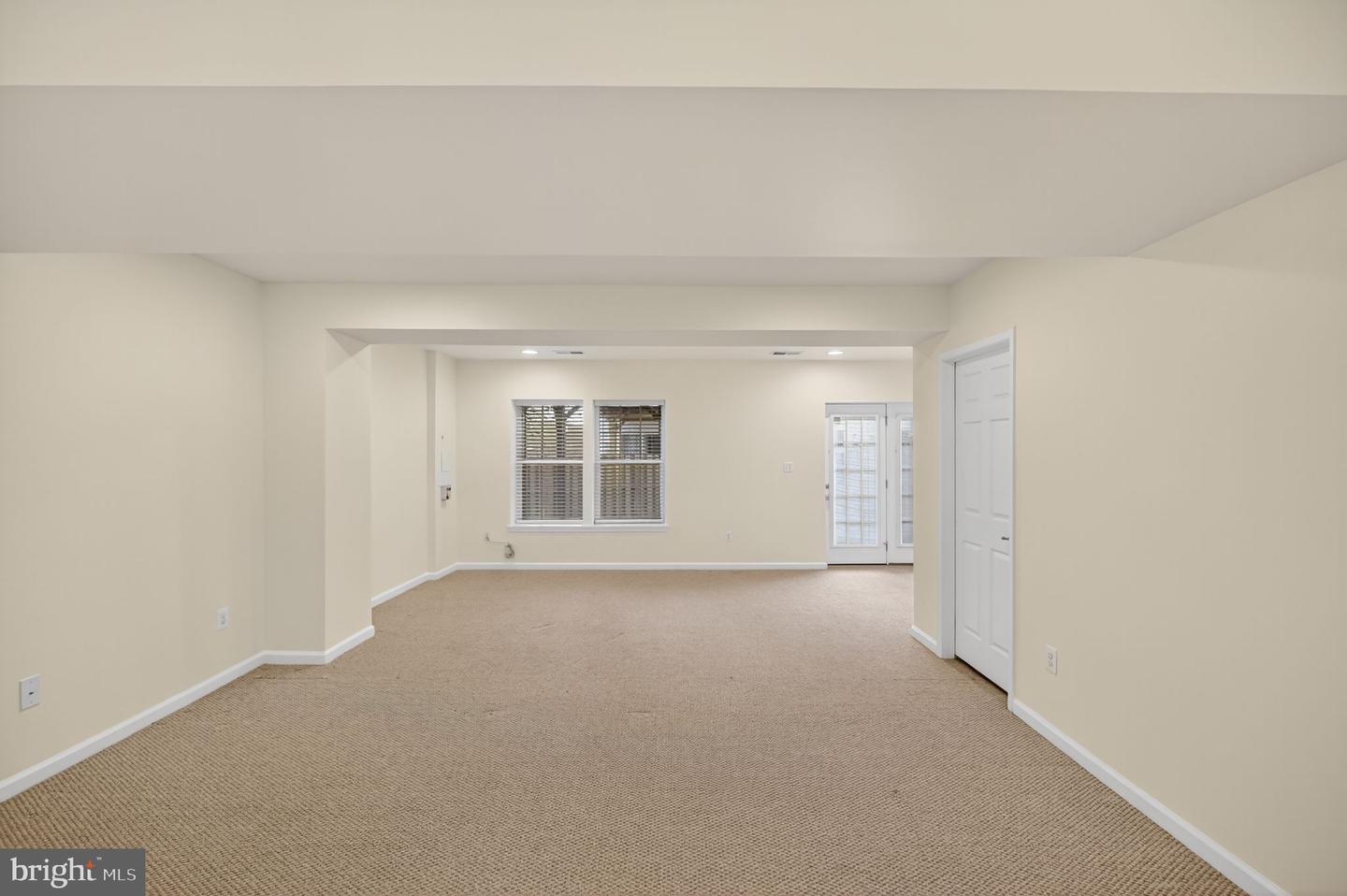 10224 FOUNTAIN CIR, MANASSAS, Virginia 20110, 3 Bedrooms Bedrooms, ,2 BathroomsBathrooms,Residential,For sale,10224 FOUNTAIN CIR,VAMN2009376 MLS # VAMN2009376