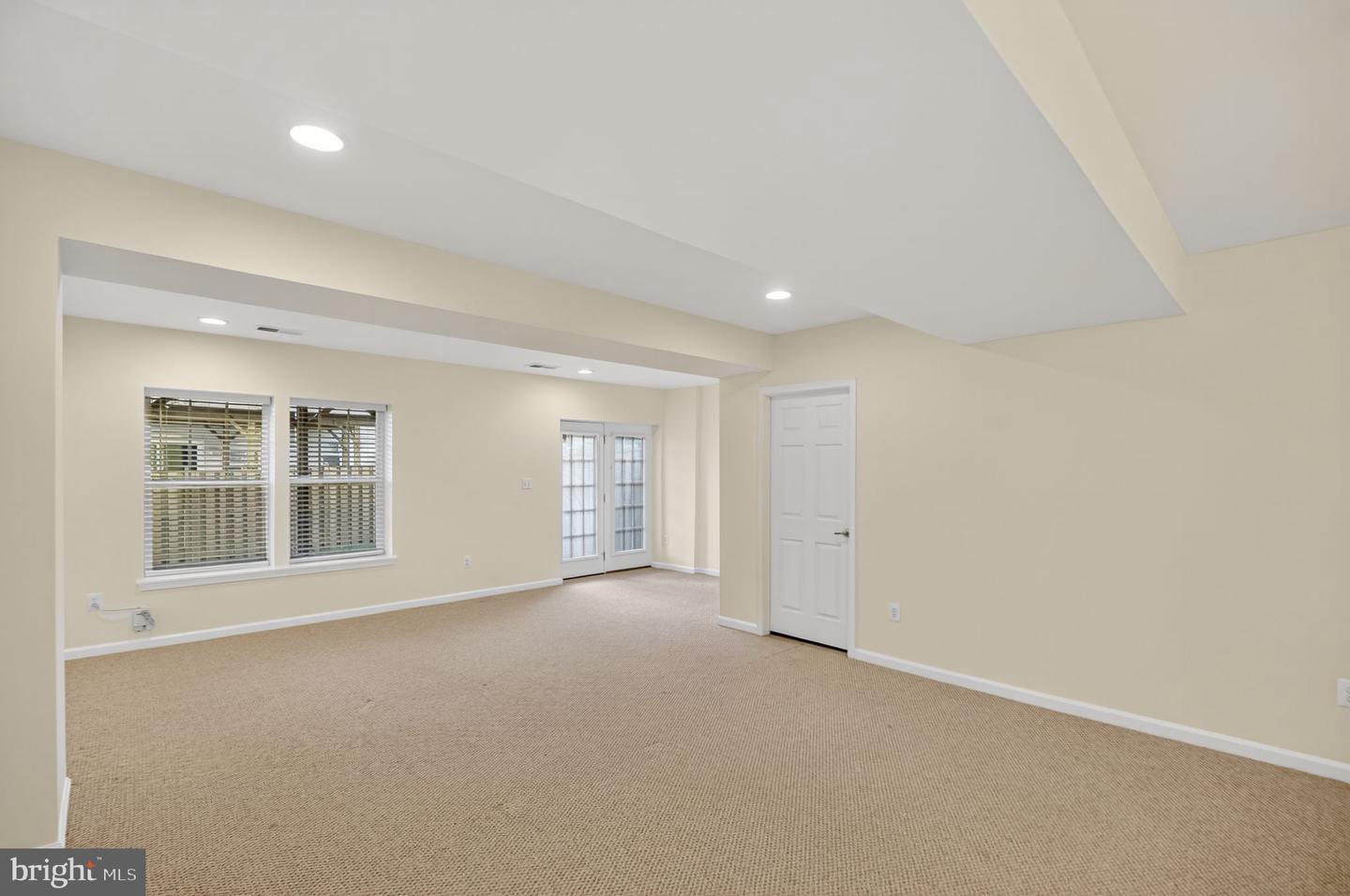 10224 FOUNTAIN CIR, MANASSAS, Virginia 20110, 3 Bedrooms Bedrooms, ,2 BathroomsBathrooms,Residential,For sale,10224 FOUNTAIN CIR,VAMN2009376 MLS # VAMN2009376