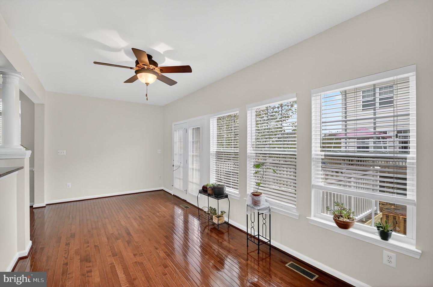 10224 FOUNTAIN CIR, MANASSAS, Virginia 20110, 3 Bedrooms Bedrooms, ,2 BathroomsBathrooms,Residential,For sale,10224 FOUNTAIN CIR,VAMN2009376 MLS # VAMN2009376