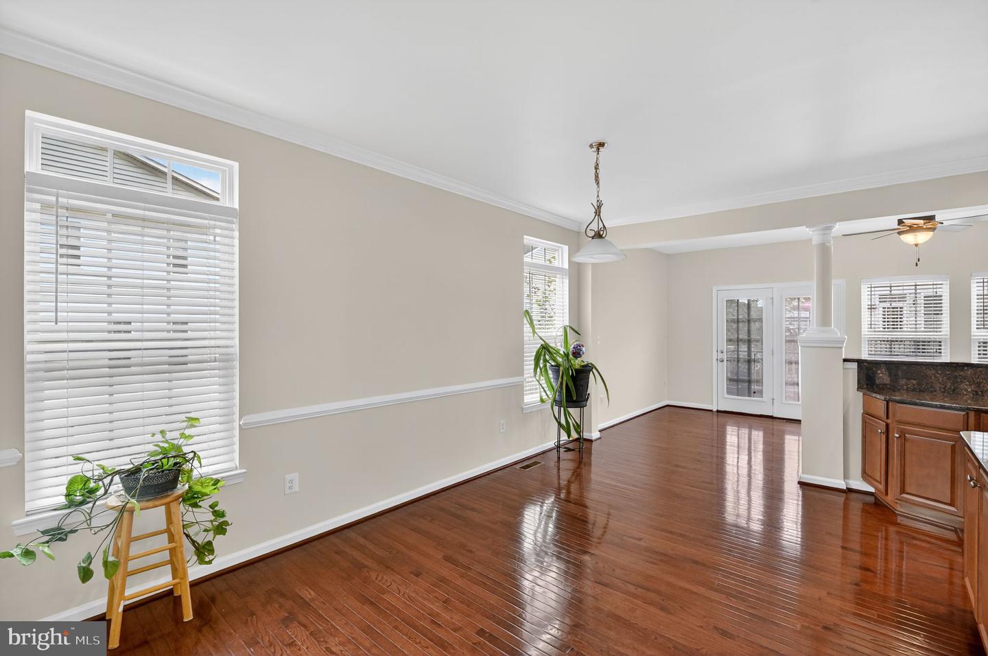 10224 FOUNTAIN CIR, MANASSAS, Virginia 20110, 3 Bedrooms Bedrooms, ,2 BathroomsBathrooms,Residential,For sale,10224 FOUNTAIN CIR,VAMN2009376 MLS # VAMN2009376