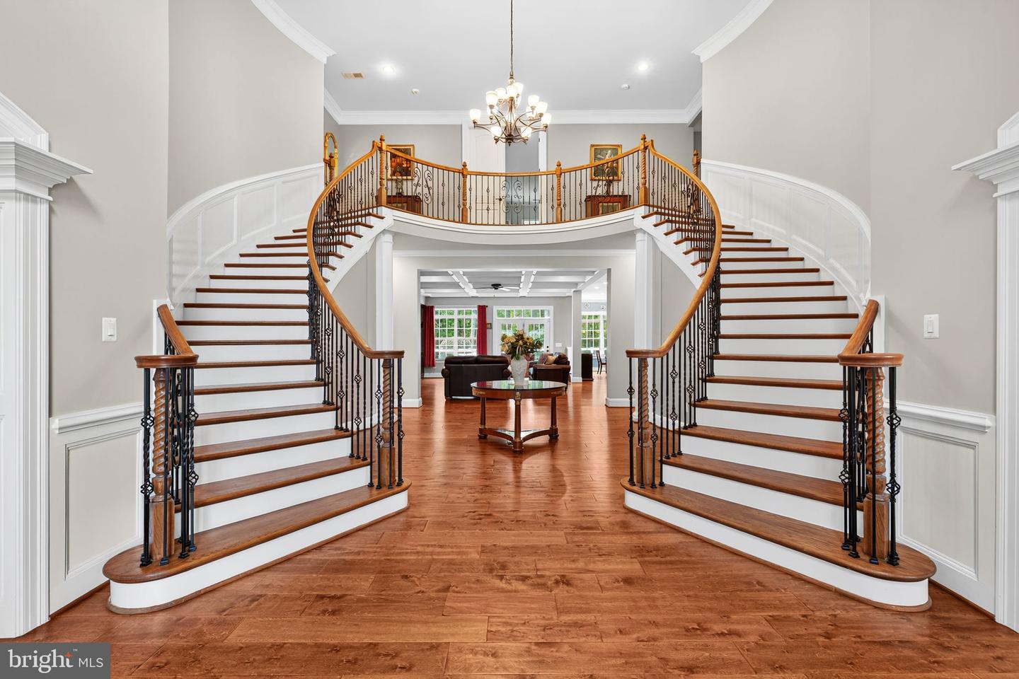 22011 BEAVERDAM DR, ASHBURN, Virginia 20148, 5 Bedrooms Bedrooms, ,5 BathroomsBathrooms,Residential,For sale,22011 BEAVERDAM DR,VALO2107164 MLS # VALO2107164