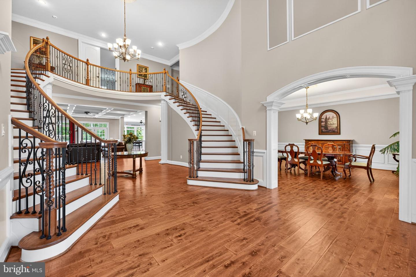 22011 BEAVERDAM DR, ASHBURN, Virginia 20148, 5 Bedrooms Bedrooms, ,5 BathroomsBathrooms,Residential,For sale,22011 BEAVERDAM DR,VALO2107164 MLS # VALO2107164
