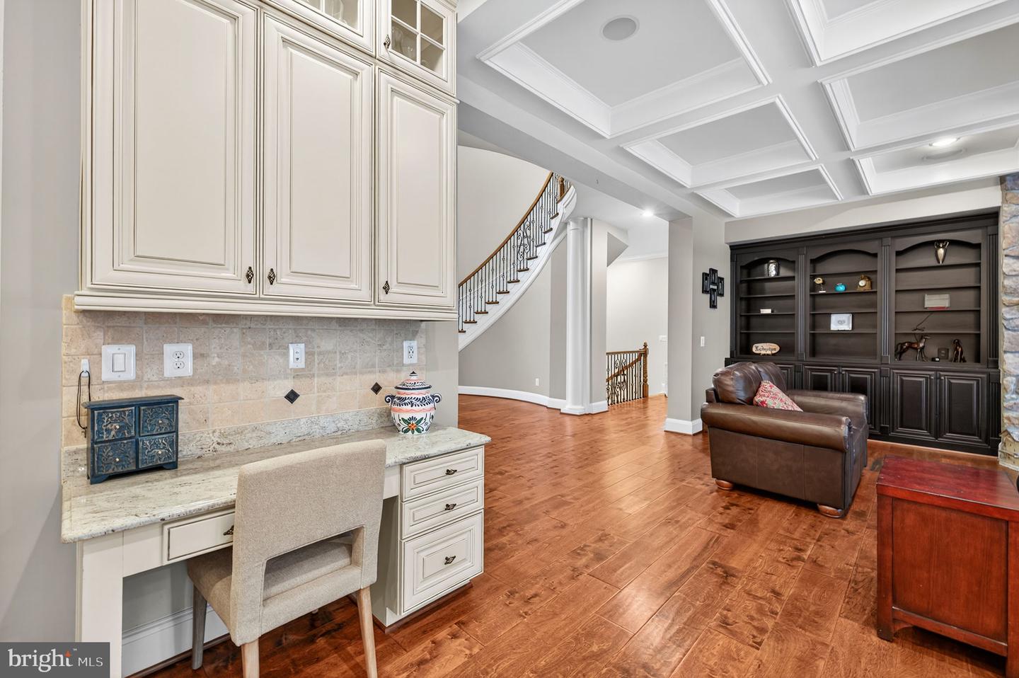 22011 BEAVERDAM DR, ASHBURN, Virginia 20148, 5 Bedrooms Bedrooms, ,5 BathroomsBathrooms,Residential,For sale,22011 BEAVERDAM DR,VALO2107164 MLS # VALO2107164