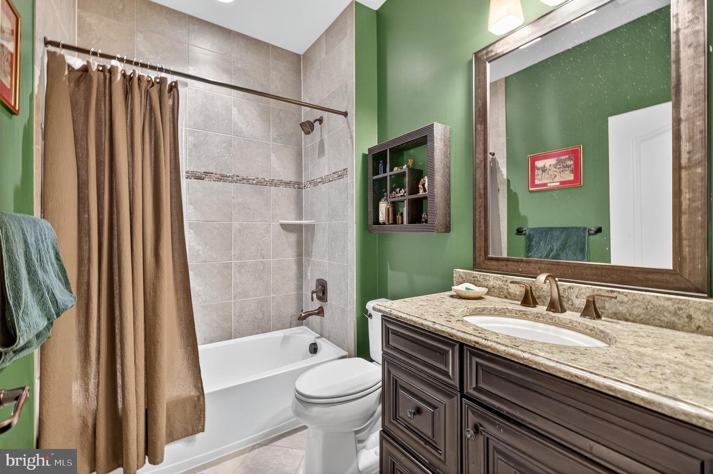 22011 BEAVERDAM DR, ASHBURN, Virginia 20148, 5 Bedrooms Bedrooms, ,5 BathroomsBathrooms,Residential,For sale,22011 BEAVERDAM DR,VALO2107164 MLS # VALO2107164