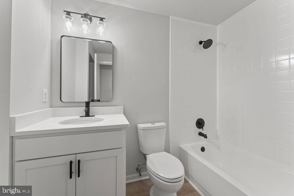 5 CREEKWOOD LN, FREDERICKSBURG, Virginia 22405, 4 Bedrooms Bedrooms, ,3 BathroomsBathrooms,Residential,For sale,5 CREEKWOOD LN,VAST2042778 MLS # VAST2042778