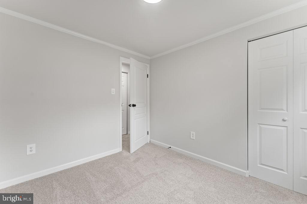 5 CREEKWOOD LN, FREDERICKSBURG, Virginia 22405, 4 Bedrooms Bedrooms, ,3 BathroomsBathrooms,Residential,For sale,5 CREEKWOOD LN,VAST2042778 MLS # VAST2042778