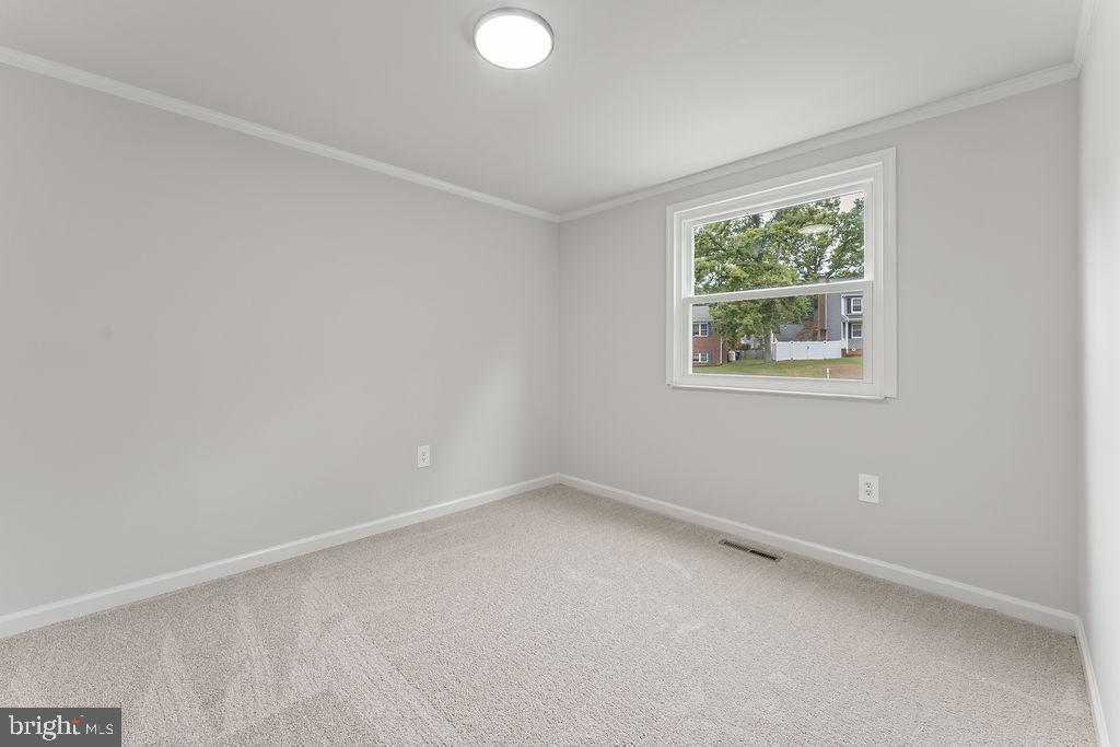 5 CREEKWOOD LN, FREDERICKSBURG, Virginia 22405, 4 Bedrooms Bedrooms, ,3 BathroomsBathrooms,Residential,For sale,5 CREEKWOOD LN,VAST2042778 MLS # VAST2042778