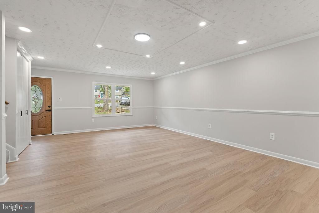 5 CREEKWOOD LN, FREDERICKSBURG, Virginia 22405, 4 Bedrooms Bedrooms, ,3 BathroomsBathrooms,Residential,For sale,5 CREEKWOOD LN,VAST2042778 MLS # VAST2042778