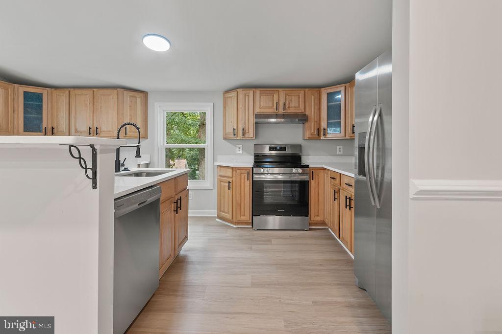 5 CREEKWOOD LN, FREDERICKSBURG, Virginia 22405, 4 Bedrooms Bedrooms, ,3 BathroomsBathrooms,Residential,For sale,5 CREEKWOOD LN,VAST2042778 MLS # VAST2042778