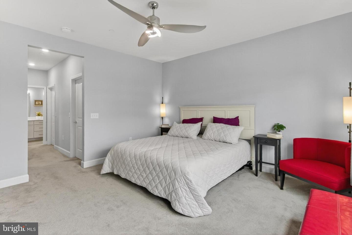 2960 VADEN DR #2-307, FAIRFAX, Virginia 22031, 2 Bedrooms Bedrooms, ,2 BathroomsBathrooms,Residential,For sale,2960 VADEN DR #2-307,VAFX2268224 MLS # VAFX2268224