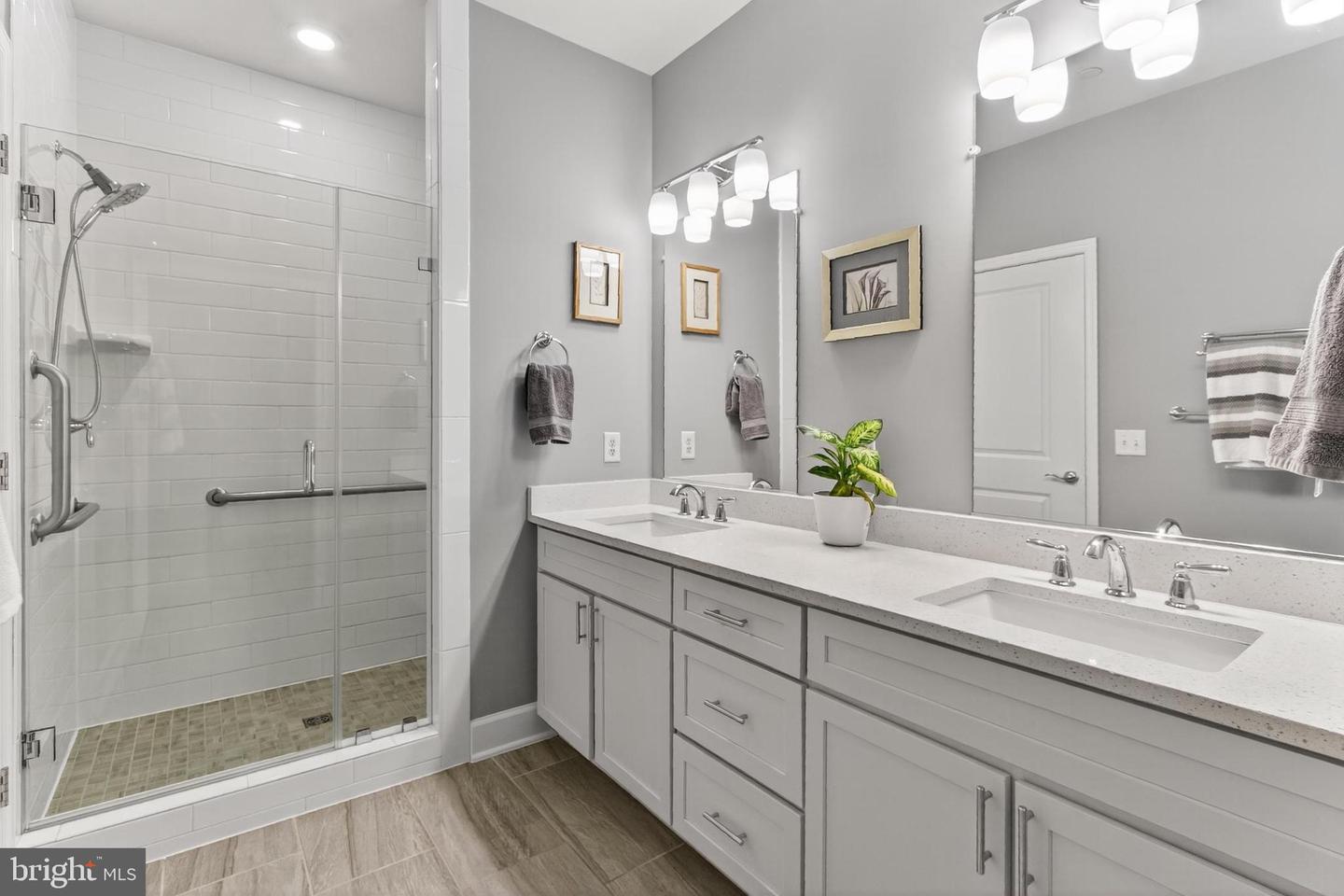 2960 VADEN DR #2-307, FAIRFAX, Virginia 22031, 2 Bedrooms Bedrooms, ,2 BathroomsBathrooms,Residential,For sale,2960 VADEN DR #2-307,VAFX2268224 MLS # VAFX2268224