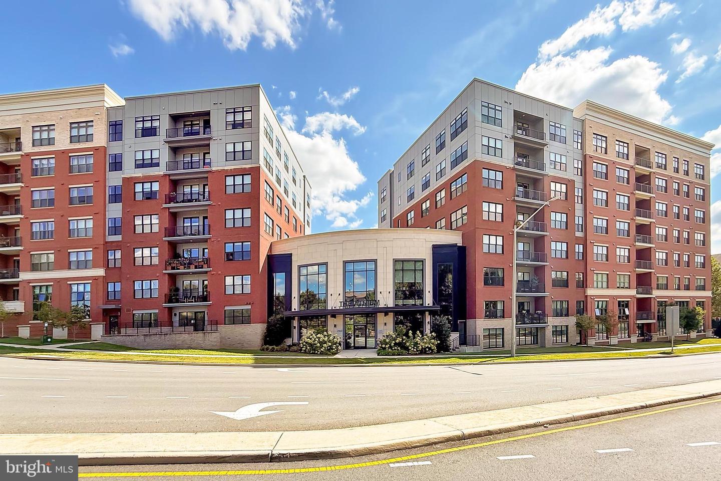 2960 VADEN DR #2-307, FAIRFAX, Virginia 22031, 2 Bedrooms Bedrooms, ,2 BathroomsBathrooms,Residential,For sale,2960 VADEN DR #2-307,VAFX2268224 MLS # VAFX2268224