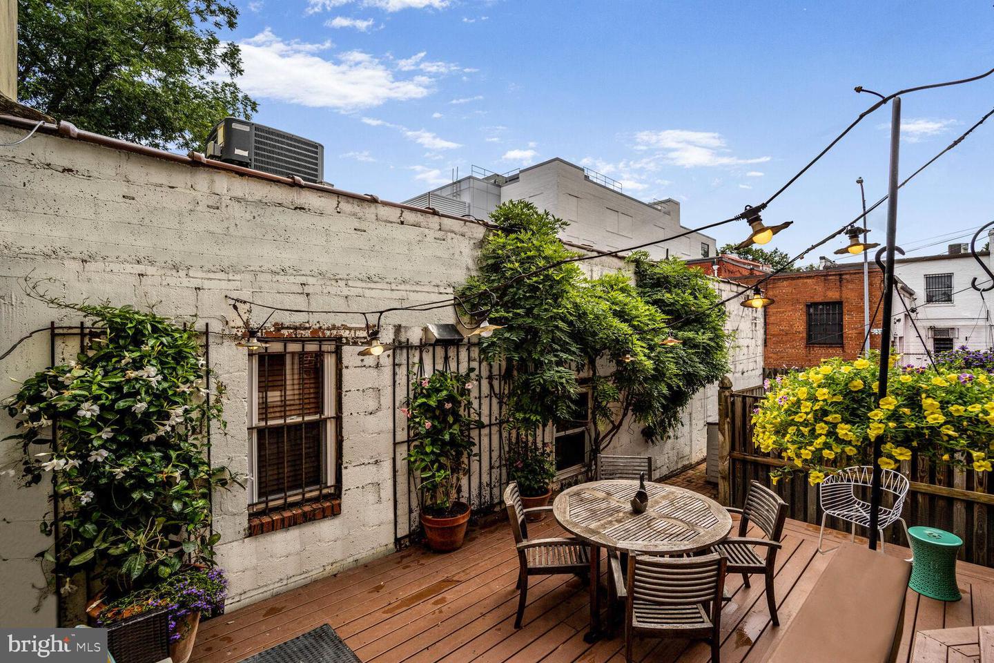 1415 SWANN ST NW, WASHINGTON, District Of Columbia 20009, 3 Bedrooms Bedrooms, ,3 BathroomsBathrooms,Residential,For sale,1415 SWANN ST NW,DCDC2223228 MLS # DCDC2223228