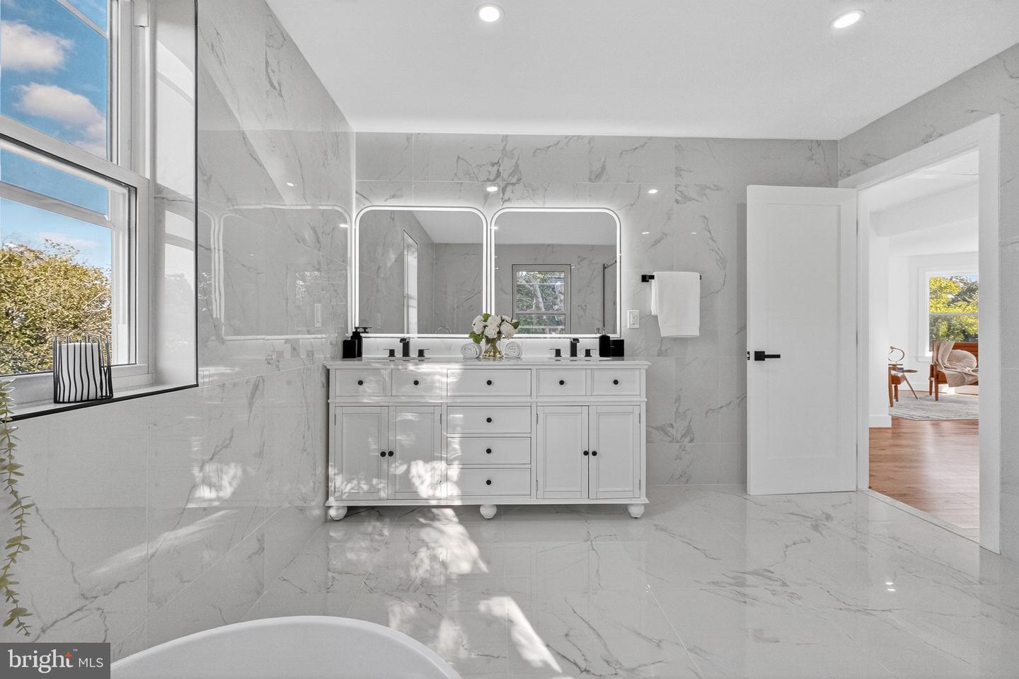 1923 JACKSON ST NE, WASHINGTON, District Of Columbia 20018, 5 Bedrooms Bedrooms, ,3 BathroomsBathrooms,Residential,For sale,1923 JACKSON ST NE,DCDC2223354 MLS # DCDC2223354