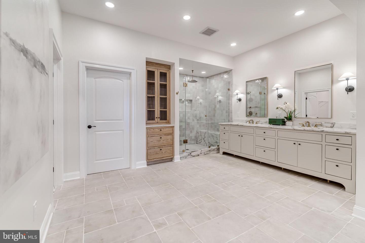 41550 HEPATICA CT, ASHBURN, Virginia 20148, 5 Bedrooms Bedrooms, ,5 BathroomsBathrooms,Residential,For sale,41550 HEPATICA CT,VALO2107210 MLS # VALO2107210