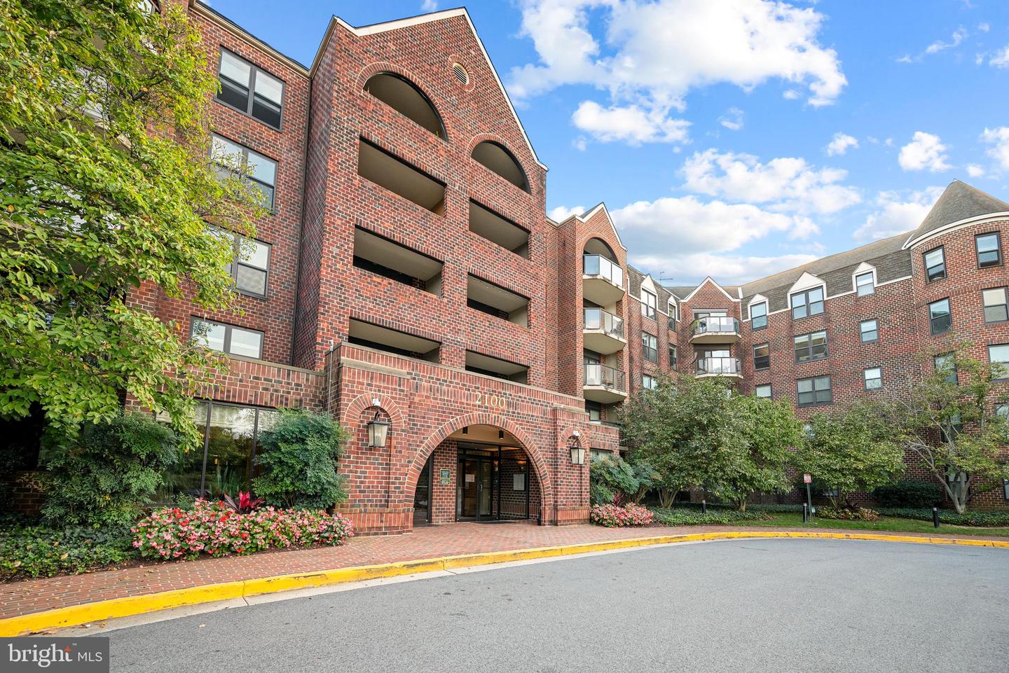 2100 LANGSTON BLVD #112, ARLINGTON, Virginia 22201, 1 Bedroom Bedrooms, ,1 BathroomBathrooms,Residential,For sale,2100 LANGSTON BLVD #112,VAAR2064010 MLS # VAAR2064010