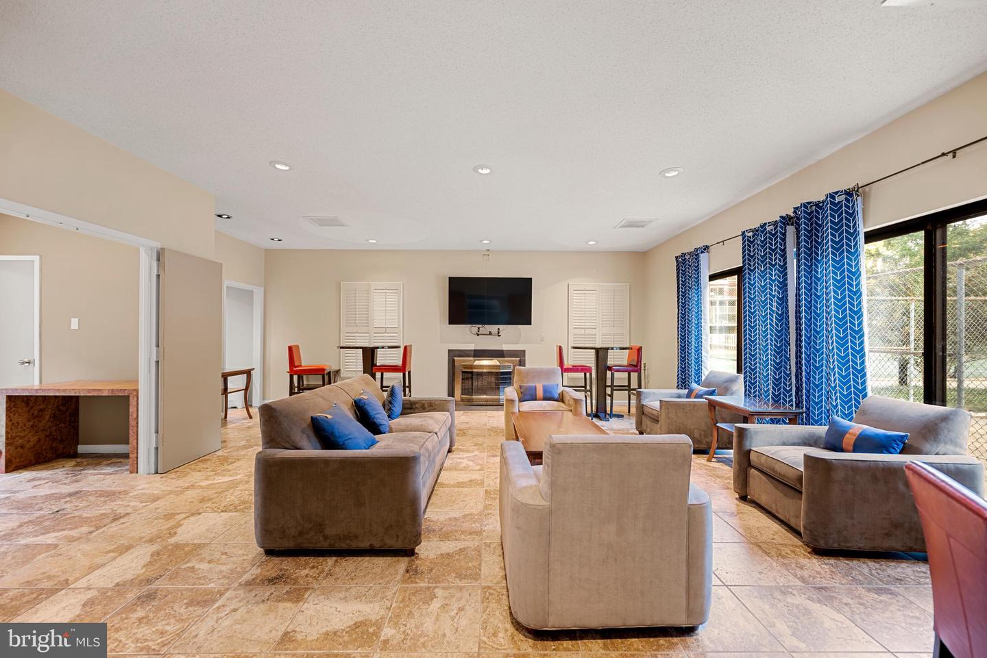 2100 LANGSTON BLVD #112, ARLINGTON, Virginia 22201, 1 Bedroom Bedrooms, ,1 BathroomBathrooms,Residential,For sale,2100 LANGSTON BLVD #112,VAAR2064010 MLS # VAAR2064010