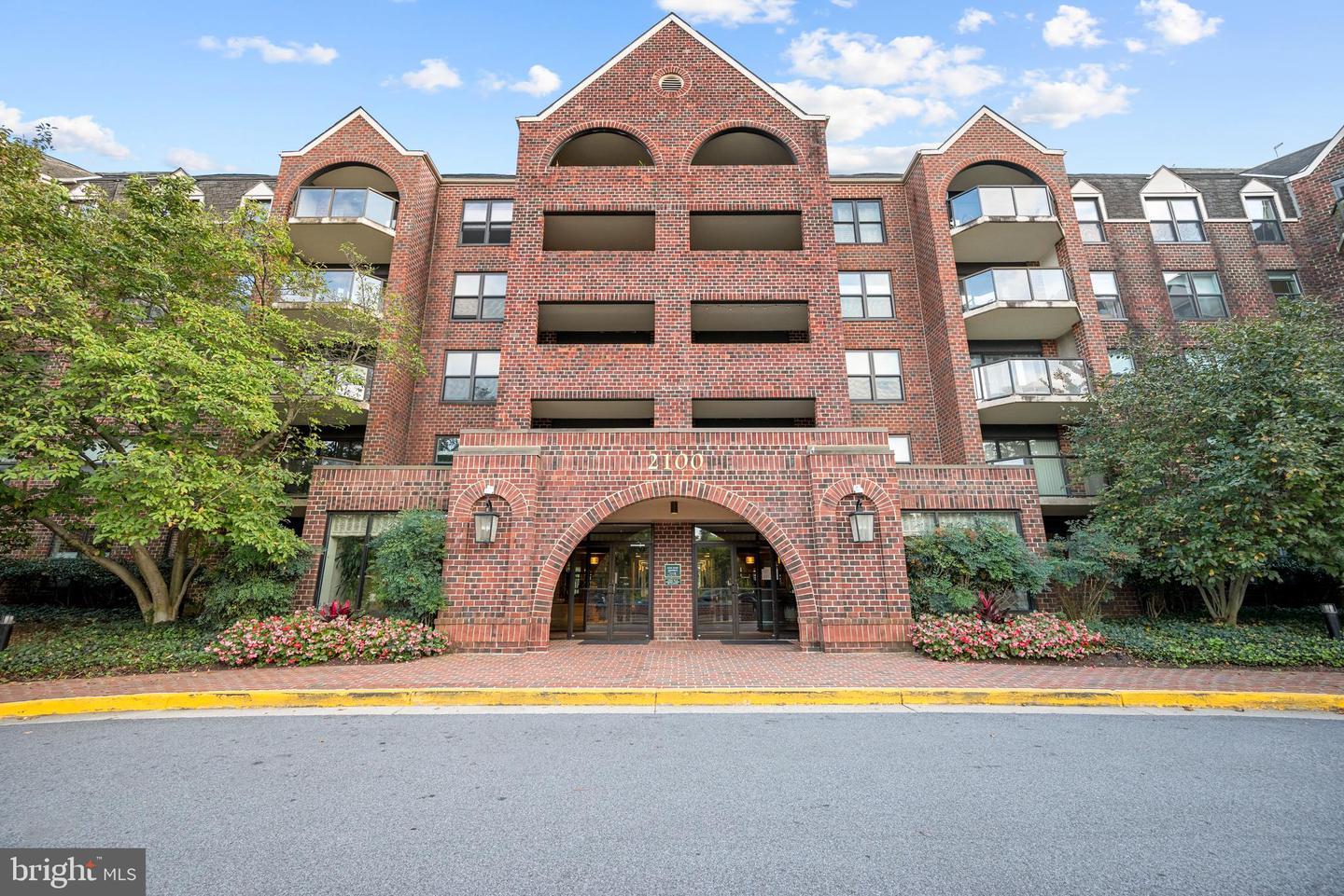2100 LANGSTON BLVD #112, ARLINGTON, Virginia 22201, 1 Bedroom Bedrooms, ,1 BathroomBathrooms,Residential,For sale,2100 LANGSTON BLVD #112,VAAR2064010 MLS # VAAR2064010