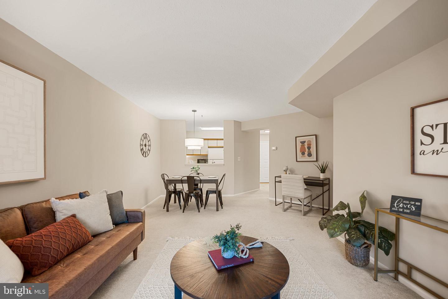 2100 LANGSTON BLVD #112, ARLINGTON, Virginia 22201, 1 Bedroom Bedrooms, ,1 BathroomBathrooms,Residential,For sale,2100 LANGSTON BLVD #112,VAAR2064010 MLS # VAAR2064010