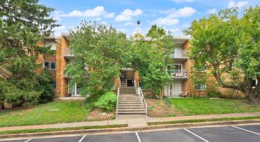 2909 CHARING CROSS RD #12, FALLS CHURCH, Virginia 22042, 2 Bedrooms Bedrooms, ,1 BathroomBathrooms,Residential,For sale,2909 CHARING CROSS RD #12,VAFX2268272 MLS # VAFX2268272