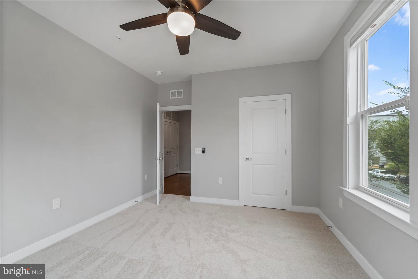 13387 LAUNDERS ST #76, HERNDON, Virginia 20171, 3 Bedrooms Bedrooms, ,2 BathroomsBathrooms,Residential,For sale,13387 LAUNDERS ST #76,VAFX2268302 MLS # VAFX2268302