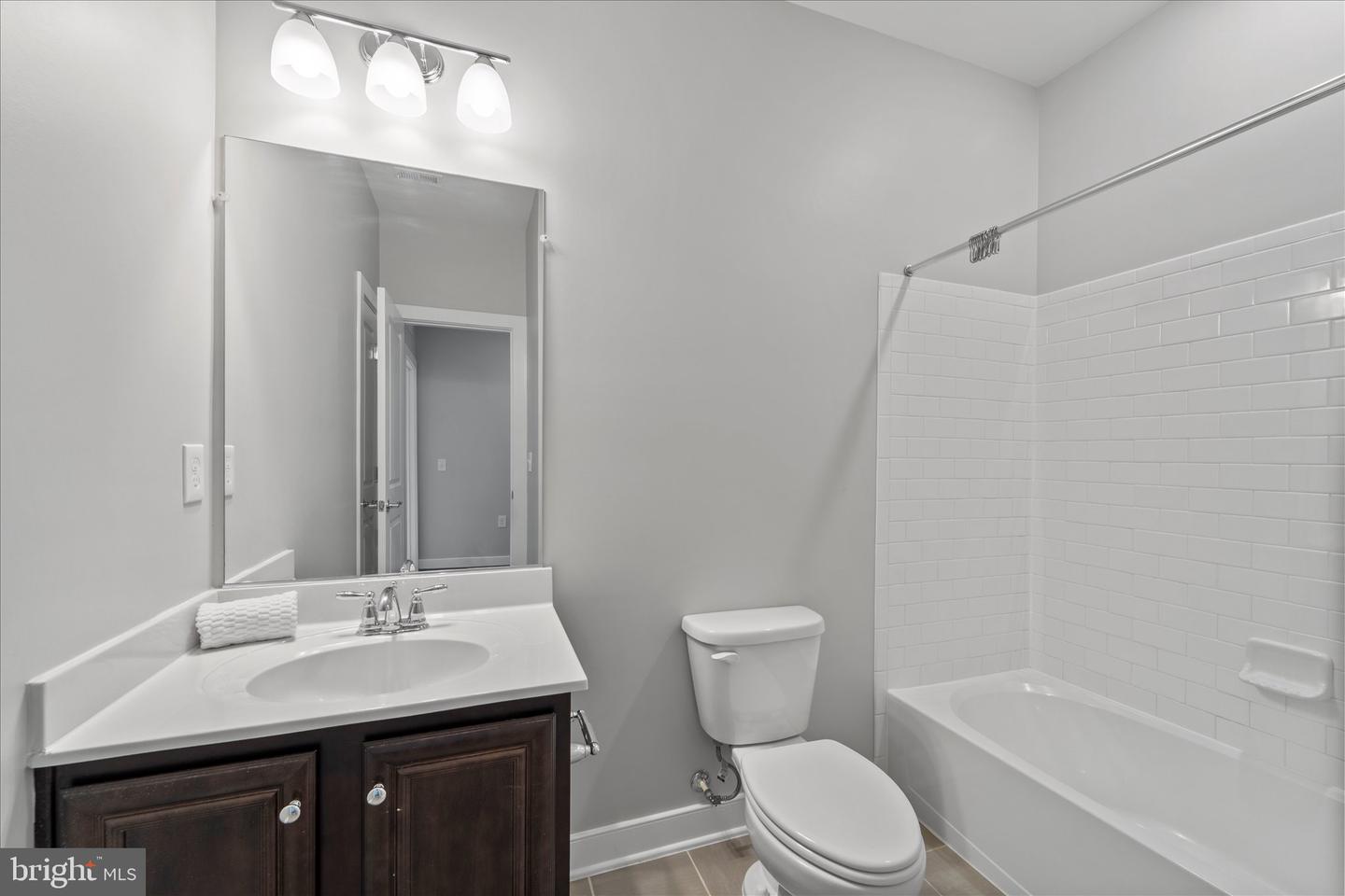 13387 LAUNDERS ST #76, HERNDON, Virginia 20171, 3 Bedrooms Bedrooms, ,2 BathroomsBathrooms,Residential,For sale,13387 LAUNDERS ST #76,VAFX2268302 MLS # VAFX2268302